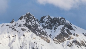 Schneebedeckter Berg / Gletscher