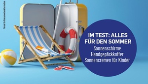 Cover der Juli-Ausgabe der Zeitschrift KONSUMENT (diverse Strandutensilien)