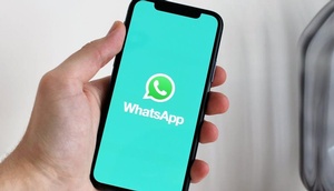 WhatsApp-Symbol auf dem Handybildschirm