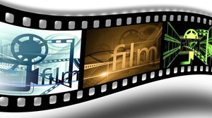 Filmvorführung im Kino, © Bild von Gerd Altmann auf Pixabay