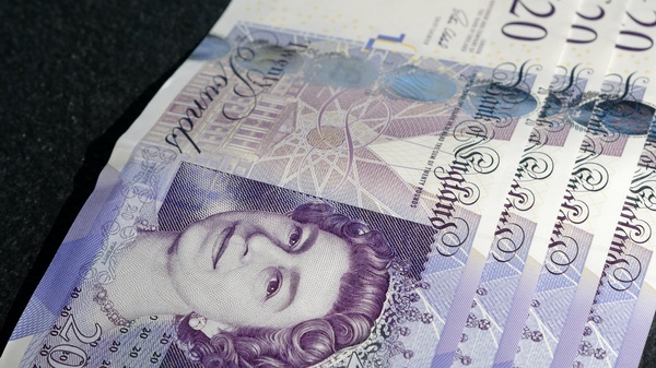 britische Pfundscheine, © Colin Watts on Unsplash britische Pfundscheine, © Colin Watts on Unsplash
