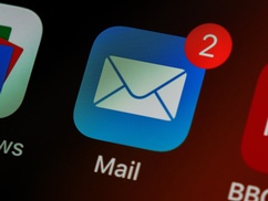 E-Mail App in IOS
