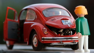 roter VW Käfer